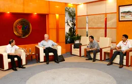 Phó TGĐ Trần Dũng Trình tiếp xã giao đại diện Hãng Quantel